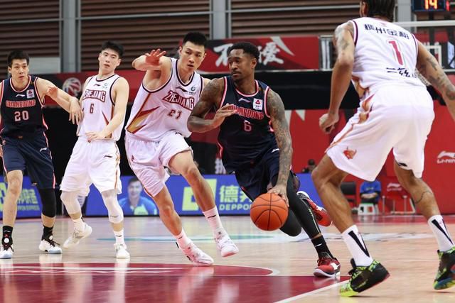 操女生的网站