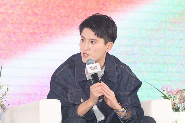 邻家女子