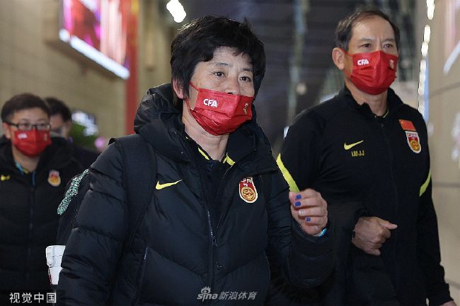 爱上义子的女人