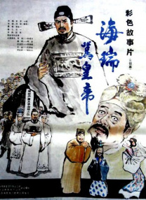 在宿舍撅着屁股被双根室友玩
