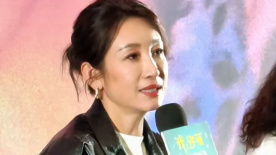 男同桌把我的奶罩扒开